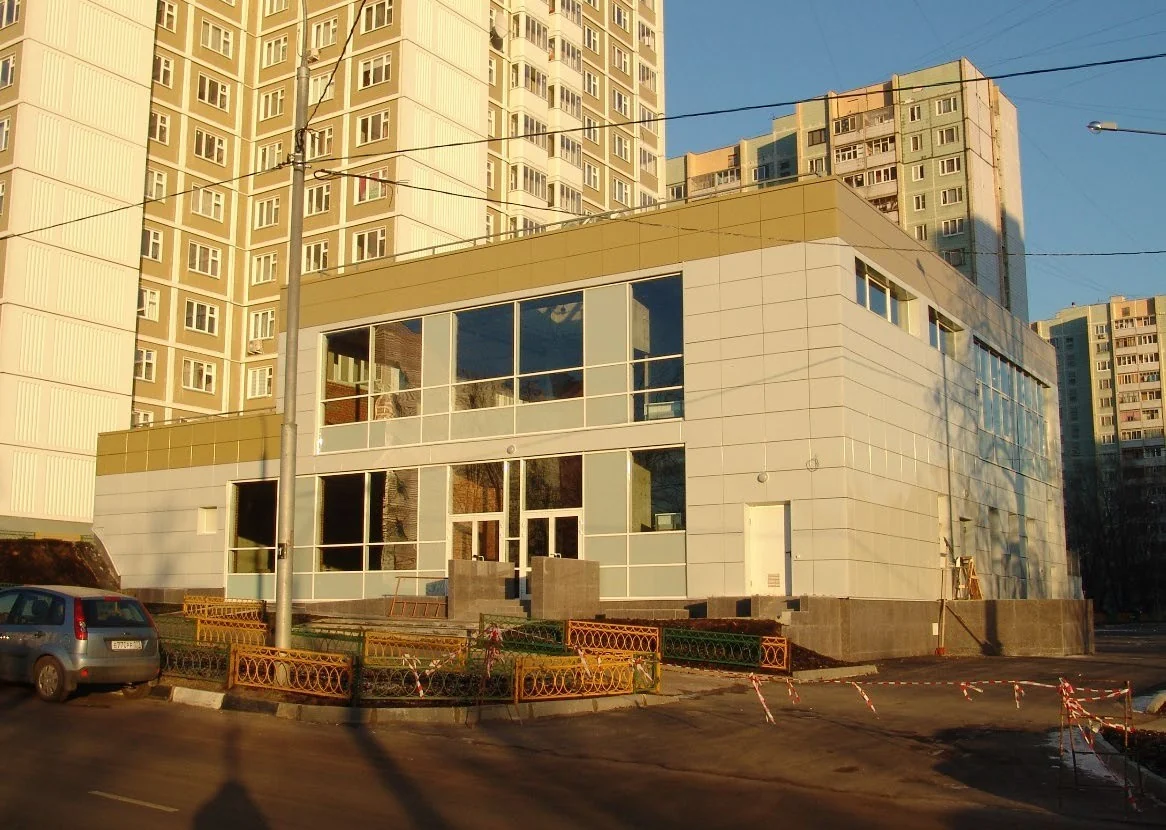 Пристроенный торговый центр на улице Красного Маяка — фото 2